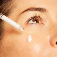 Carica l'immagine nel visualizzatore di Gallery, GOOVI Siero viso con biopeptidi Be My Berrynol, Siero viso retinol like ad azione anti-age, migliora la compattezza e l'aspetto della pelle. Con il 96,6% di ingredienti di origine naturale