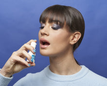 Carica l'immagine nel visualizzatore di Gallery, GSE ORAL LENI•SPRAY Spray orale con estratti ad azione emolliente e lenitiva1 che favoriscono il benessere della gola2