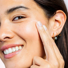 Carica l'immagine nel visualizzatore di Gallery, Erborian Skin Hero Peeling, 50ml