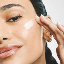 Carica l&#39;immagine nel visualizzatore di Gallery, Erborian CC Cream Dorè
