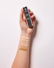 Carica l&#39;immagine nel visualizzatore di Gallery, DEFENCE COLOR PRO WEAR Fondotinta Stick Alta Coprenza
