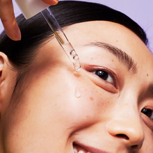 Carica l'immagine nel visualizzatore di Gallery, GOOVI Siero viso acido ialuronico I am so smooth, 30 ml - Il siero booster di idratazione ad azione liftante, previene i segni del tempo con acido ialuronico a tre pesi molecolari. Con il 97,9% di ingredienti di origine naturale
