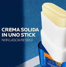 Carica l'immagine nel visualizzatore di Gallery, ANTHELIOS UVSPORT SPF50+ PRO-RESISTANCE STICK Protezione molto alta, sviluppata per attività ad alta intensità
