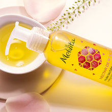 Carica l&#39;immagine nel visualizzatore di Gallery, Melvita Olio Struccante BIO, 145 ML
